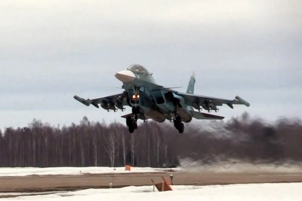 This video grab taken from a handout footage released by the Russian Defence Ministry on March 6, 2022 shows Russian Sukhoi Su-34 fighter-bomber takes off a missile strike amid Russia's ongoing military operation in Ukraine. (Photo by Russian Defence Ministry / AFP)